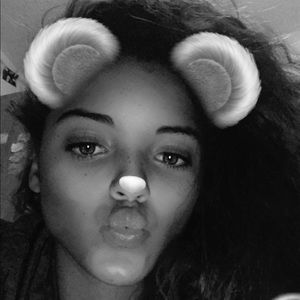 Meet your Posher, Destinee